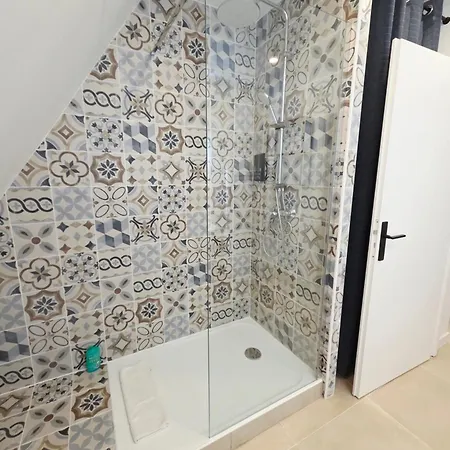 La Chaumiere Du